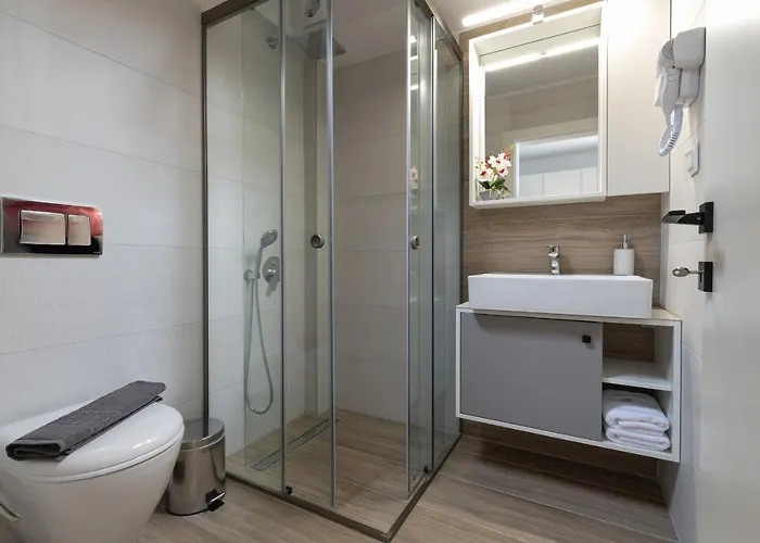 Sky Luxury Lägenhetshotell 4*
