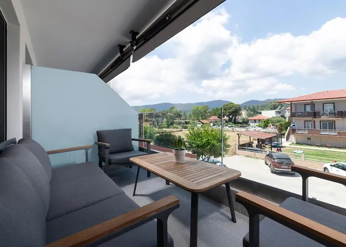 Sky Luxury Aparthotel 4*