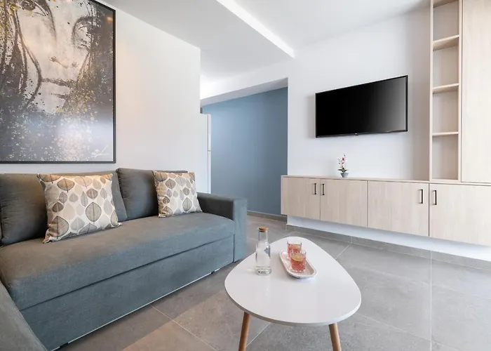 Aparthotel Sky Luxury Sarti