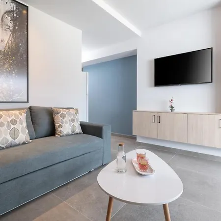 Lejlighedshotel Sky Luxury Sarti